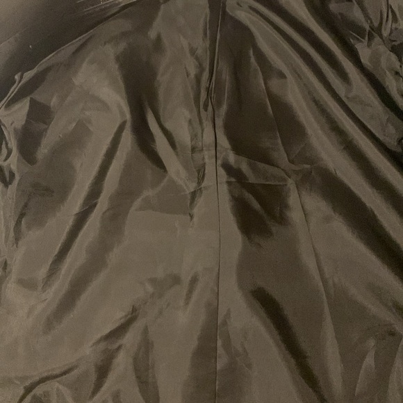 Boys 2-piece Dark Navy Pin Stripe Suit -- Size 14 - Picture 6 of 16